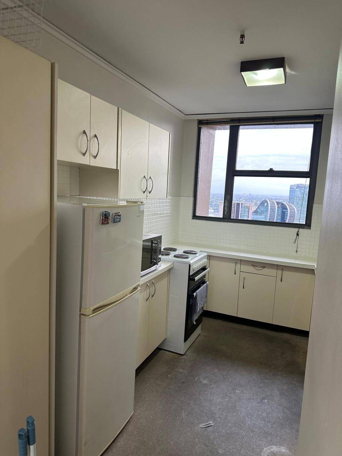 Perfect 2 Bedroom *